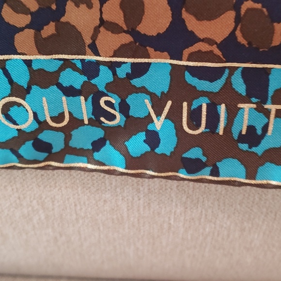 Lous Vuitton 100% Silk Scarf - Picture 2 of 8